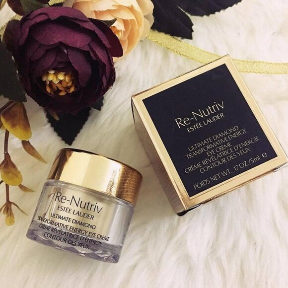 Estee Lauder Re-Nutriv Ultimate Diamond Eye Creme Travel Size $107 Value - Picture 1 of 3